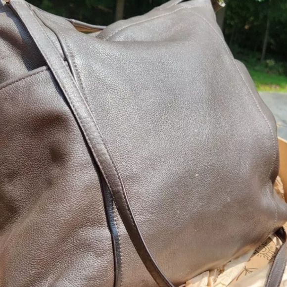 Large Coach Shoulder Bag - Picture 3 of 8